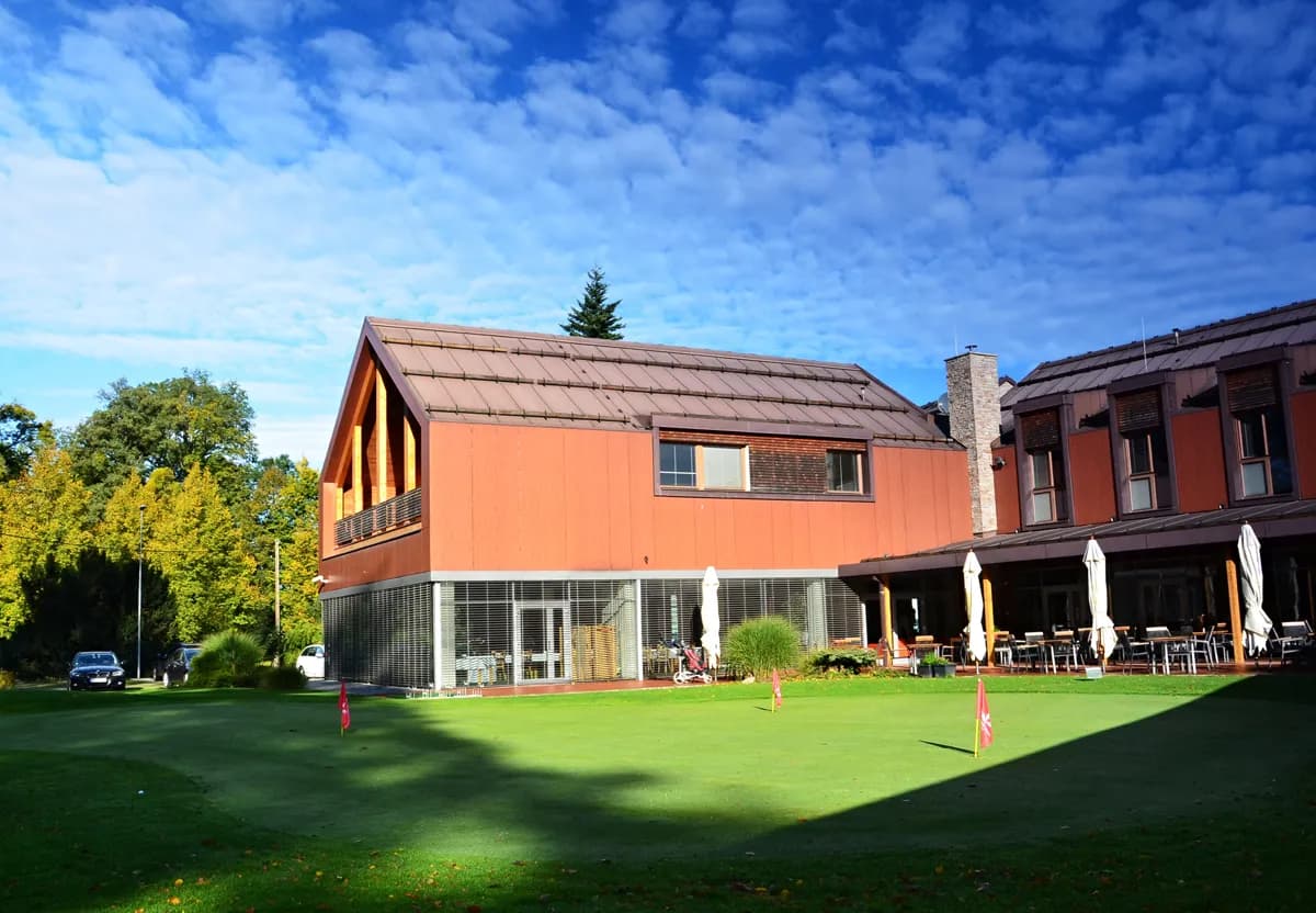 Restaurace Kravaře Golf